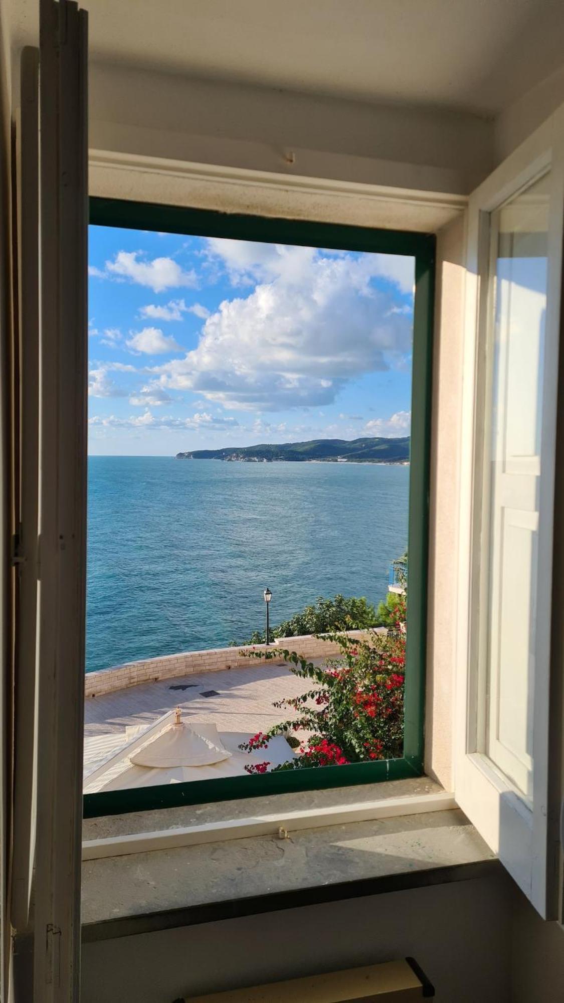 La Finestra Sul Mare Nel Centro Storico Apartment *